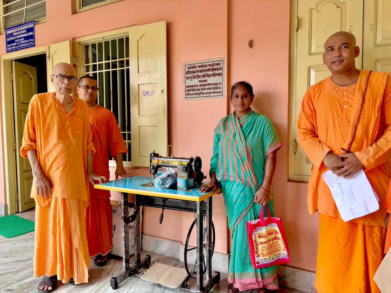 Distribution of Sewing Machine - 10.06.2025